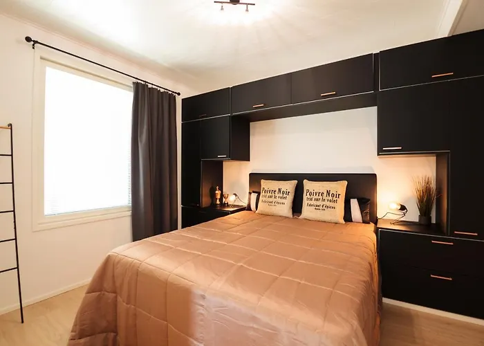 Tuomenkartano B1 Iso Saunalla *